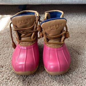 Duck boots, Sperry size 6 in toddler.